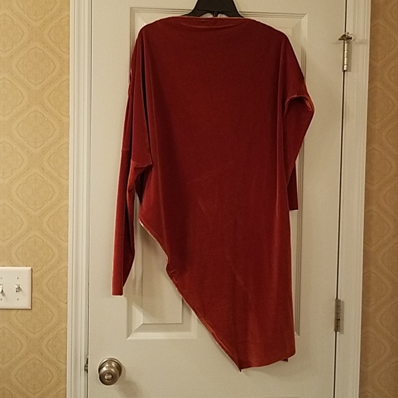 Top - Picture 4 of 4